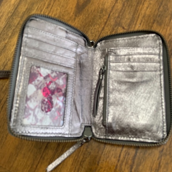 Elliott Luca wristlet - Picture 2 of 3